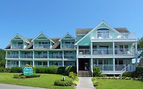 The Ocracoke Harbor Inn